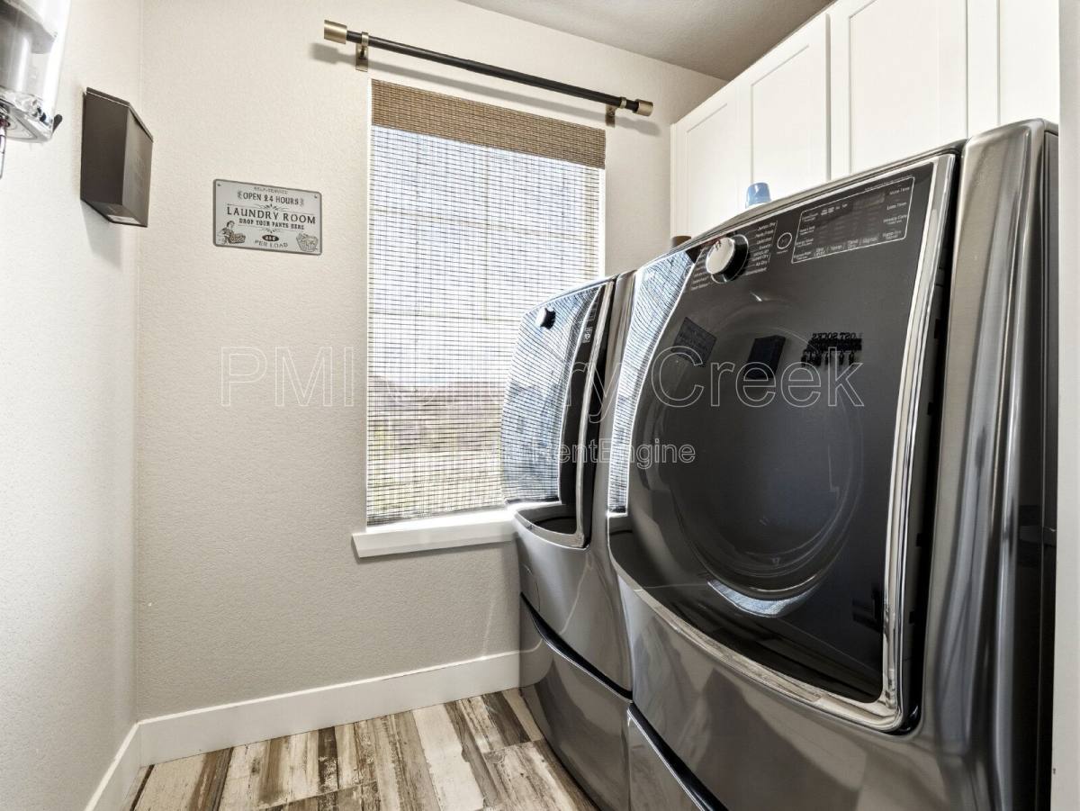 House for rent at 5988 N Fulton St, Denver, CO 80238