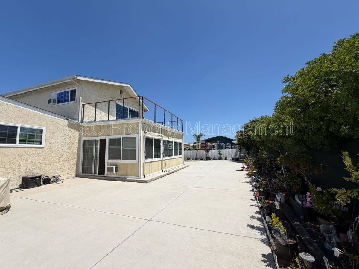 House for rent at 4981 Dassco Court, San Diego, CA 92102