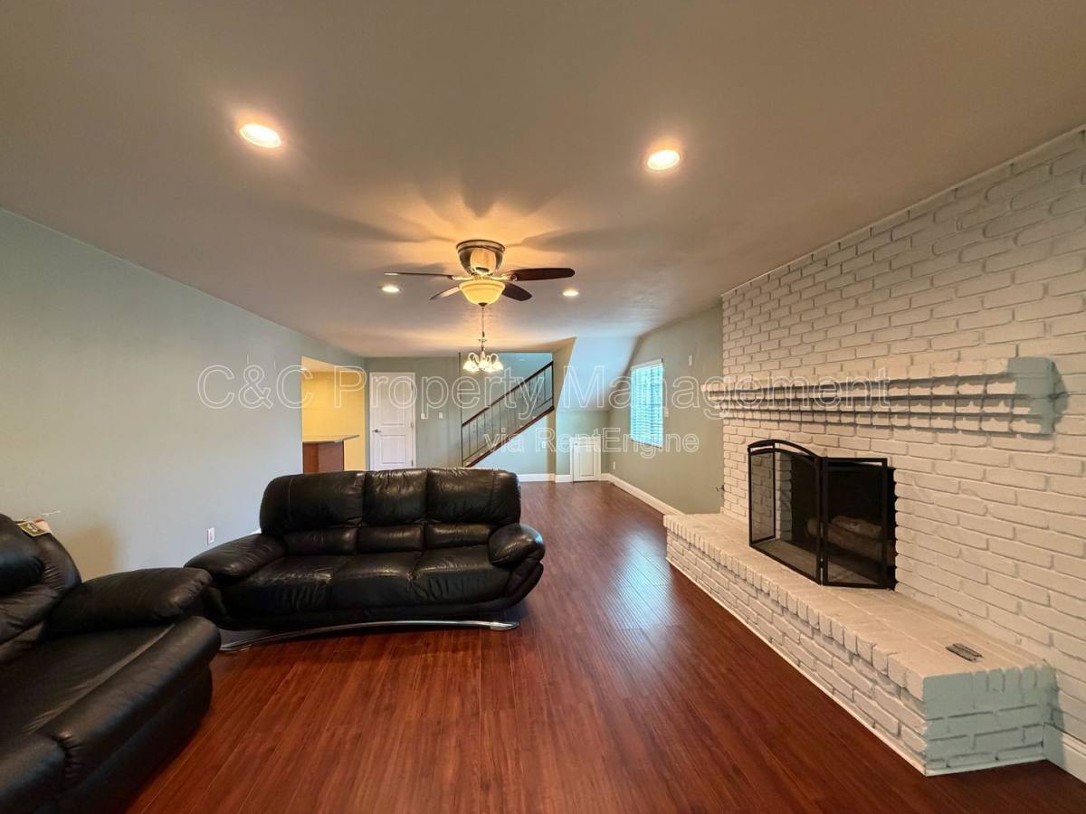 House for rent at 4981 Dassco Court, San Diego, CA 92102