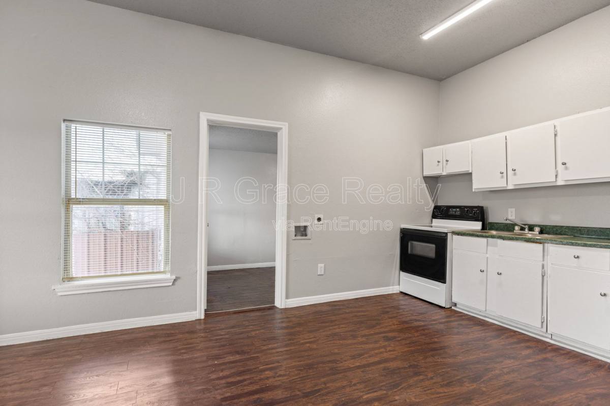 House for rent at 1720 Webster Ave, Waco, TX 76706