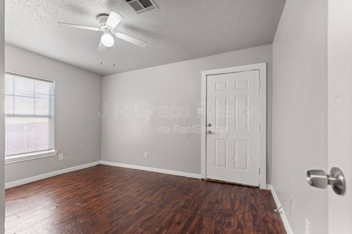 House for rent at 1720 Webster Ave, Waco, TX 76706