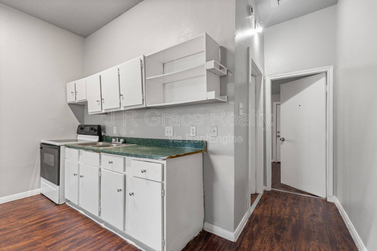 House for rent at 1720 Webster Ave, Waco, TX 76706