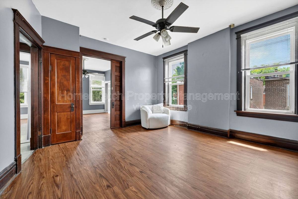 Apartment for rent at 4617 S Compton Ave, Saint Louis, MO 63111