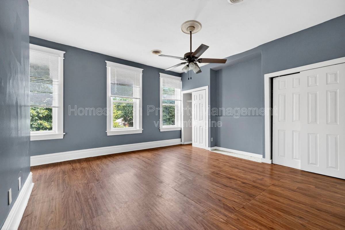 Apartment for rent at 4617 S Compton Ave, Saint Louis, MO 63111