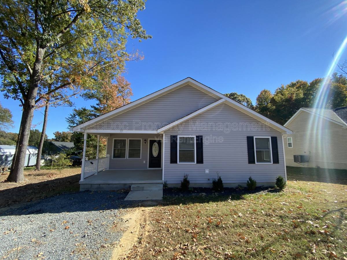 House for rent at 77 Lakeview Dr, Colonial Beach, VA 22443