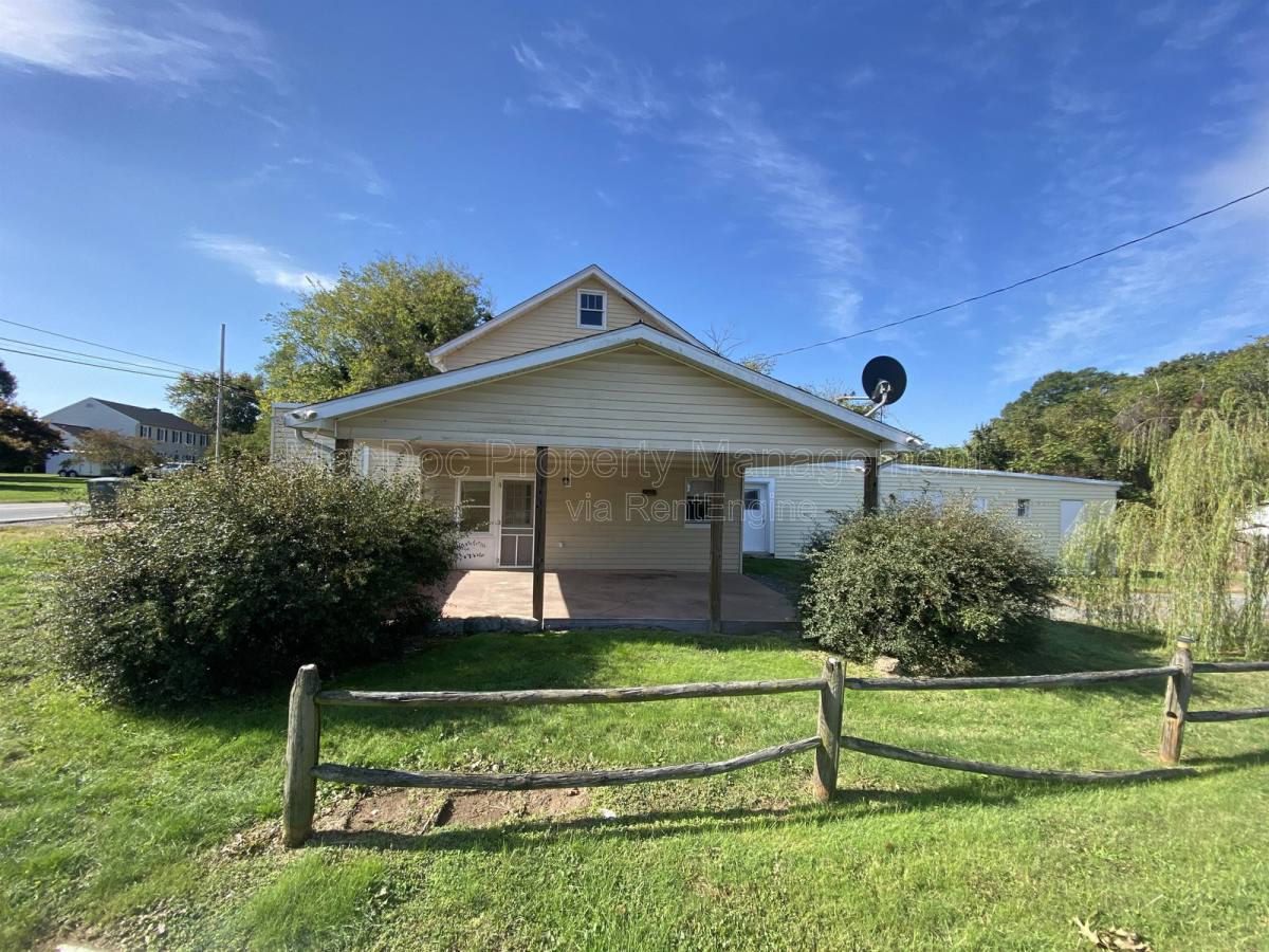 Apartment for rent at 601 Forbes St, Fredericksburg, VA 22405
