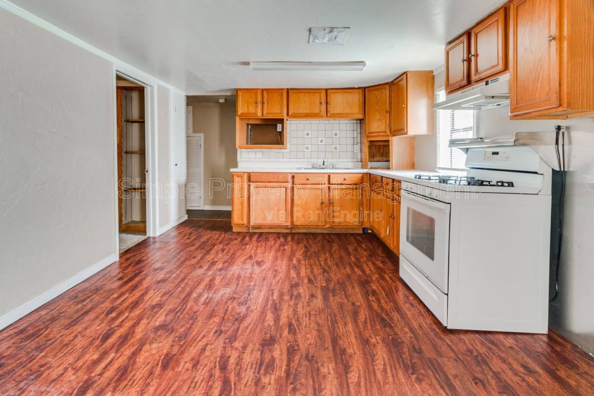 House for rent at 2117 SE 12th St, Oklahoma City, OK 73129