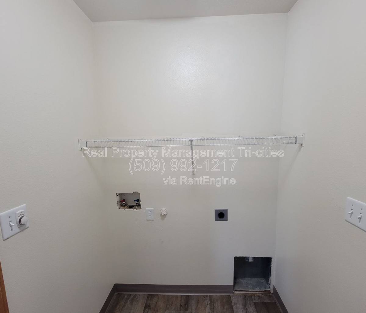 Apartment for rent at 6321 Thistledown Dr, Pasco, WA 99301