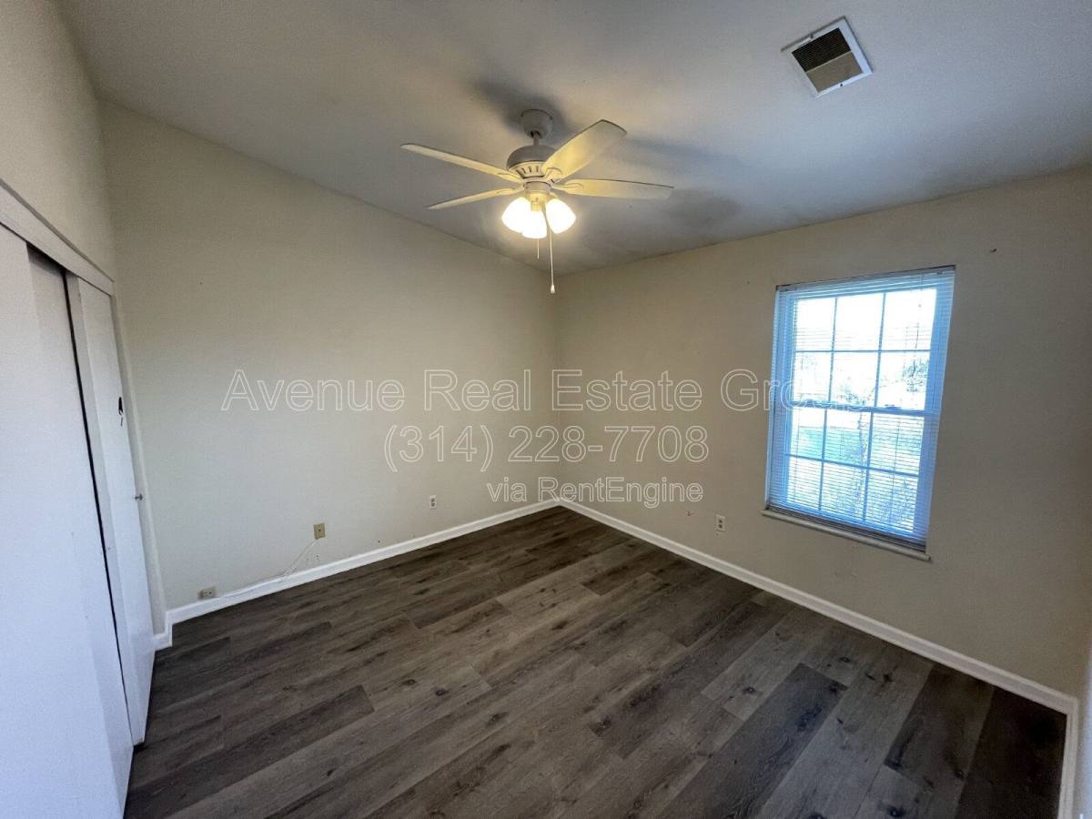 Condo for rent at 1231 Creve Coeur Crossing Lane #I, Chesterfield, MO 63017