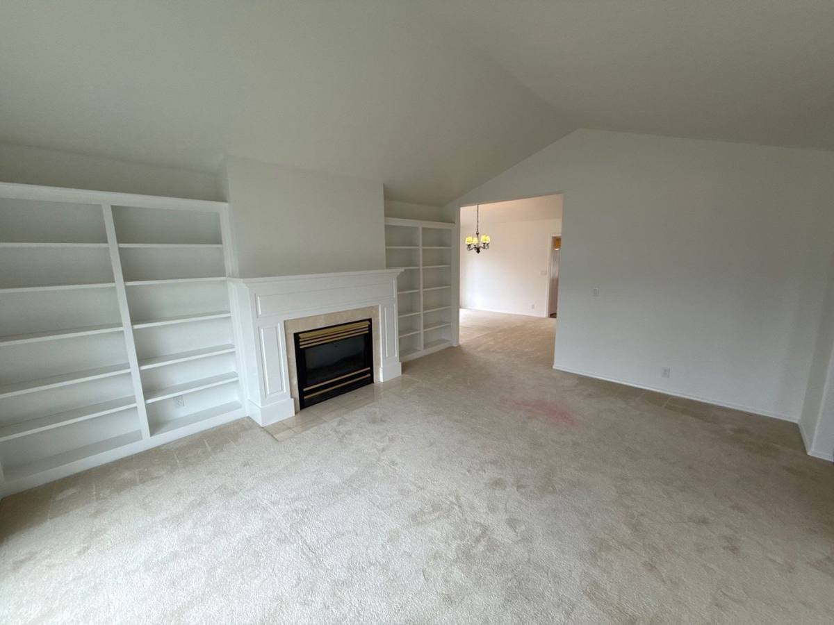 House for rent at 191 McLaughlin Dr, Woodburn, OR 97071
