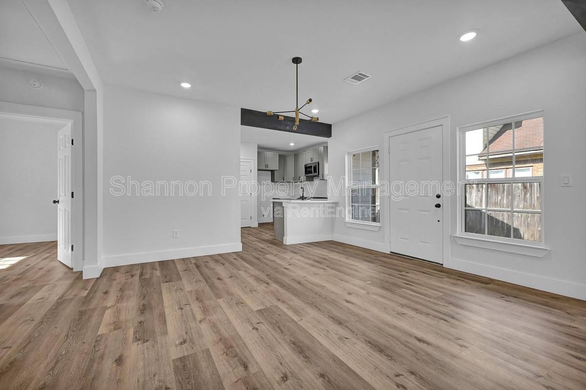 House for rent at 224 Everton St, Houston, TX 77003