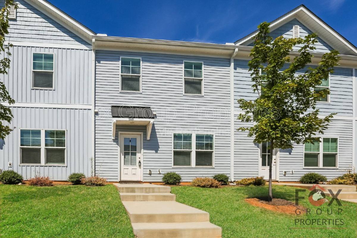 Apartment for rent at 104 Dogwood Village Trail #C, Mooresville, NC 28115