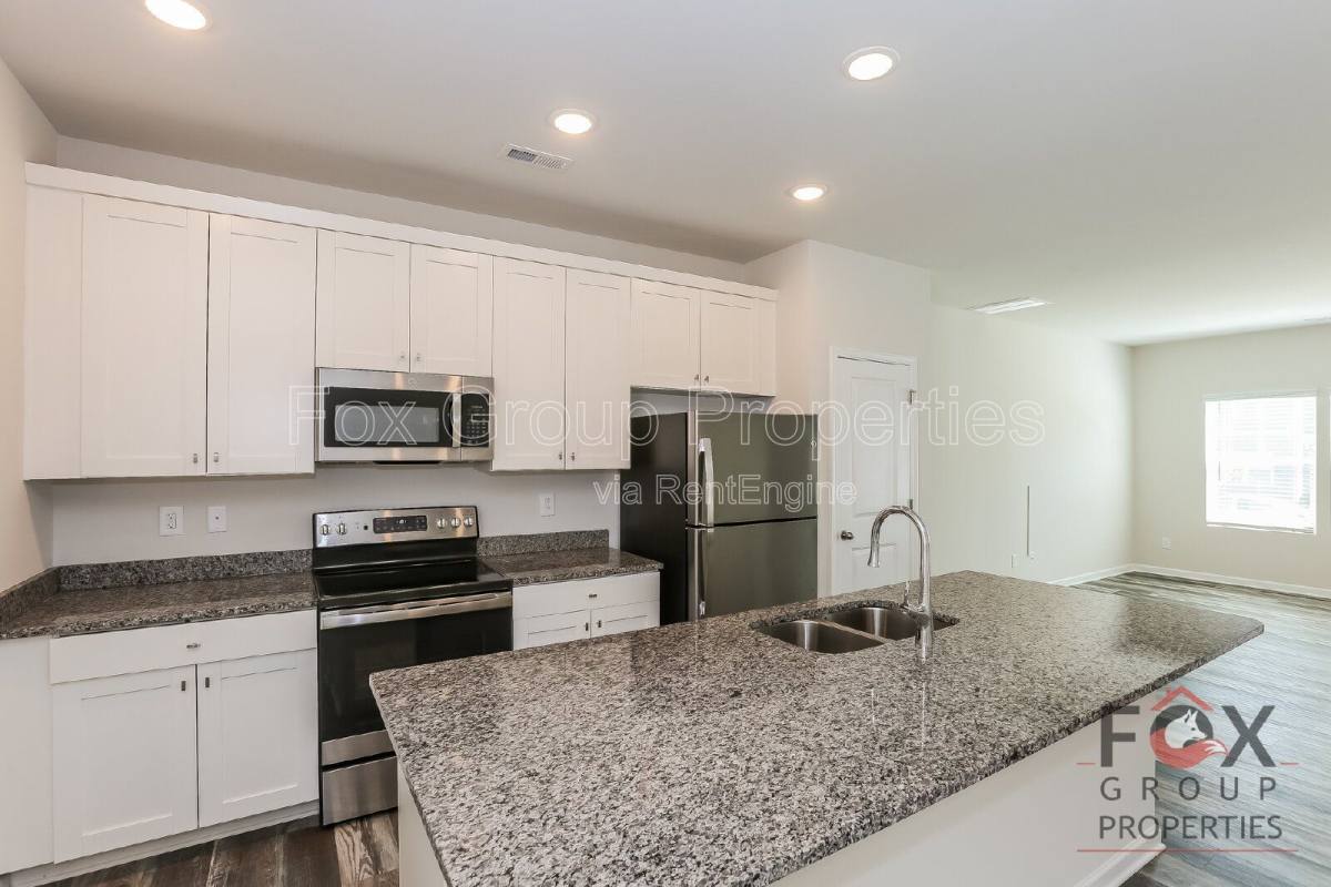 Apartment for rent at 104 Dogwood Village Trail #C, Mooresville, NC 28115