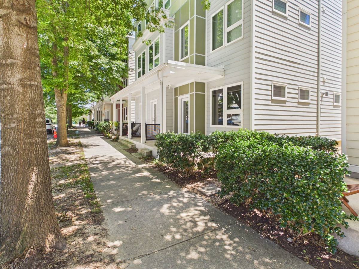 Apartment for rent at 1212 Porter St #A, Richmond, VA 23224