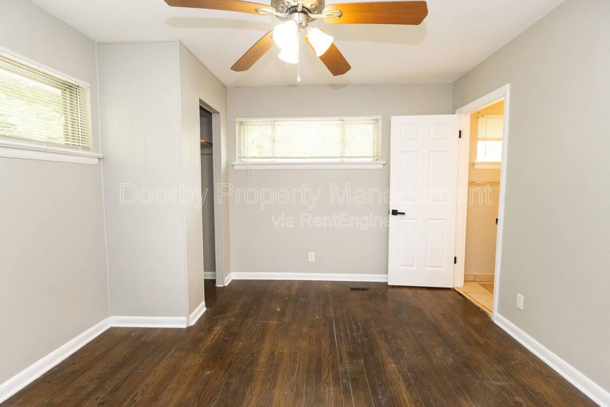 House for rent at 1127 Clermont Dr, Chattanooga, TN 37415