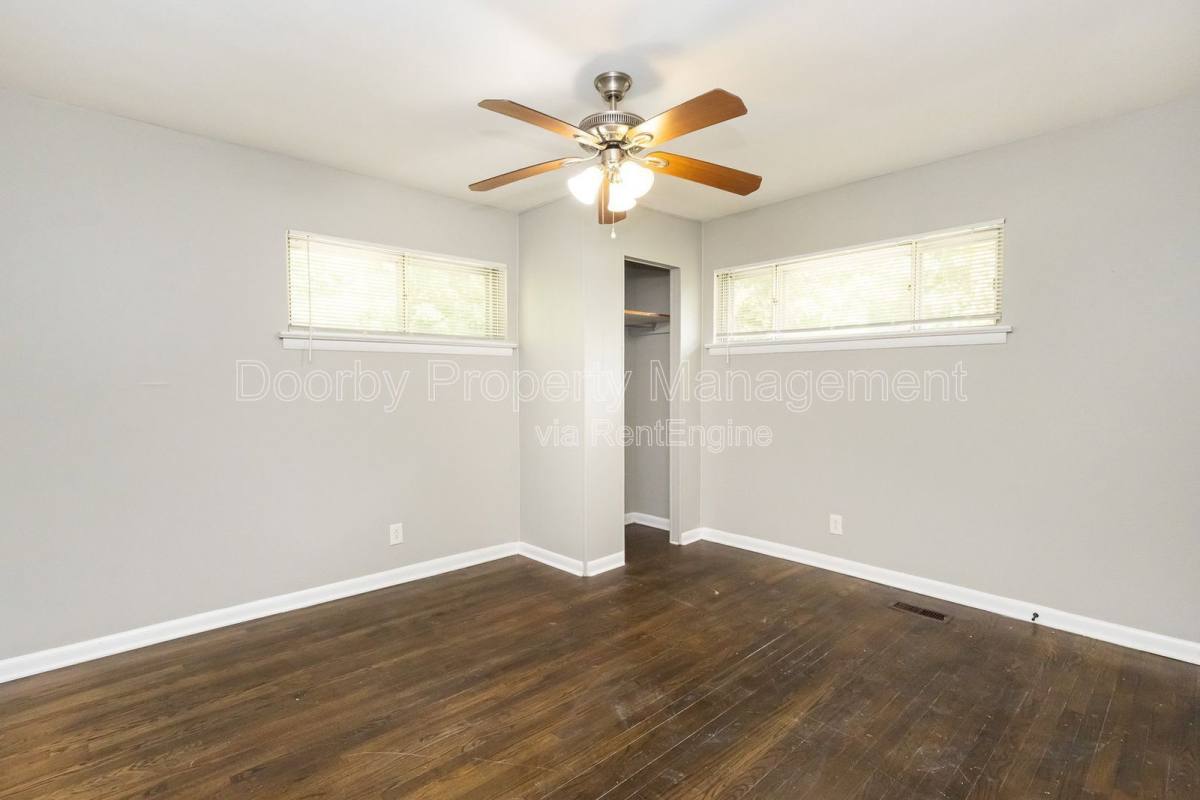 House for rent at 1127 Clermont Dr, Chattanooga, TN 37415