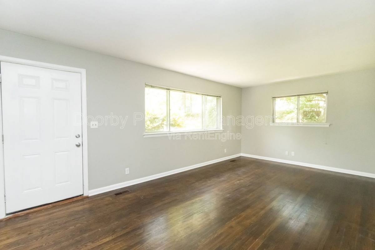 House for rent at 1127 Clermont Dr, Chattanooga, TN 37415