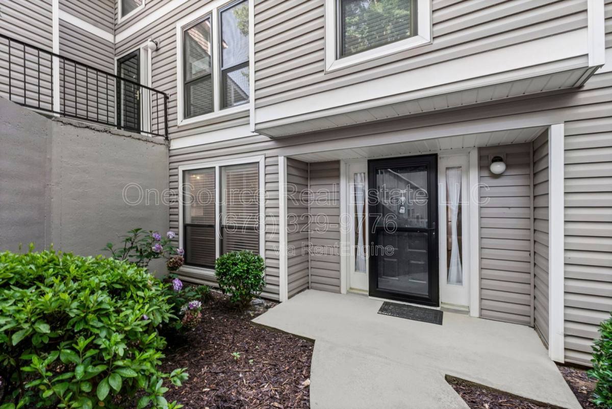 Condo for rent at 806 Wynnes Ridge Circle, Marietta, GA 30067