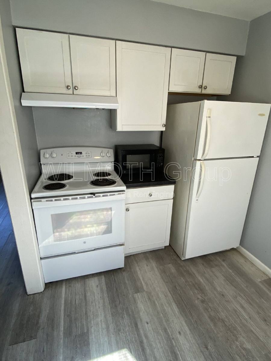 Apartment for rent at 701 S 14th St #5B, New Castle, IN 47362
