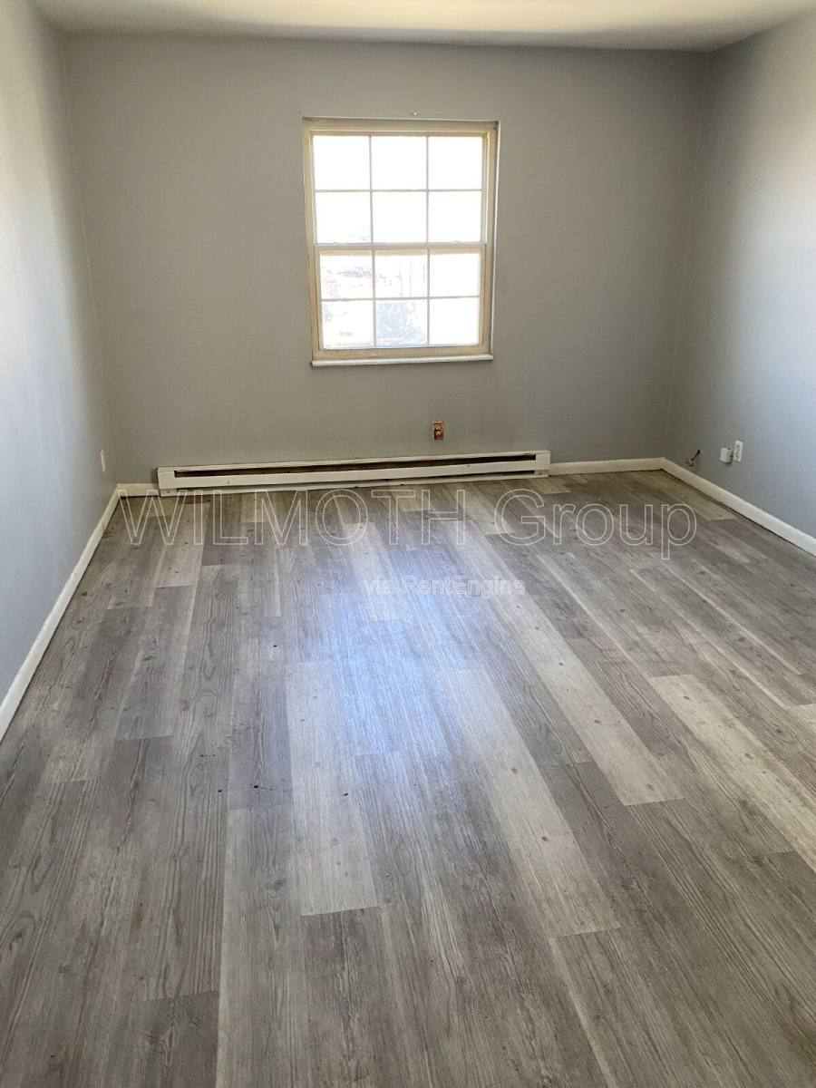 Apartment for rent at 701 S 14th St #5B, New Castle, IN 47362