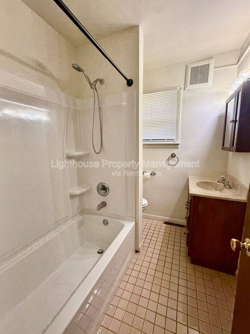 Apartment for rent at 2118 Woodbine Ave, Portage, MI 49002