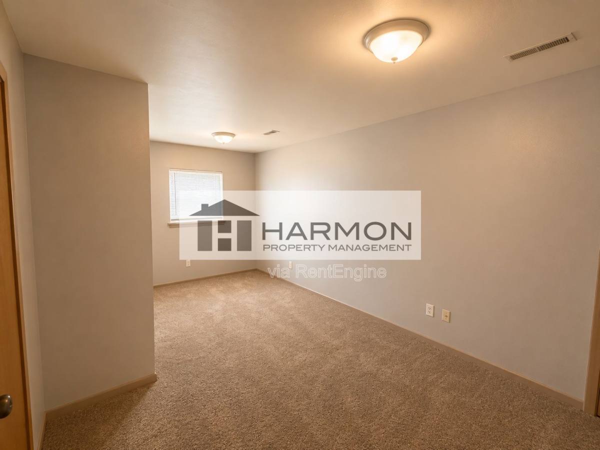 House for rent at 2232 S Greenwood Ave, Wichita, KS 67211