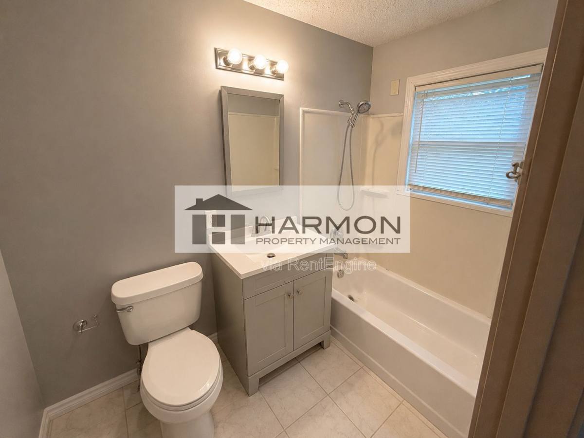 House for rent at 2232 S Greenwood Ave, Wichita, KS 67211