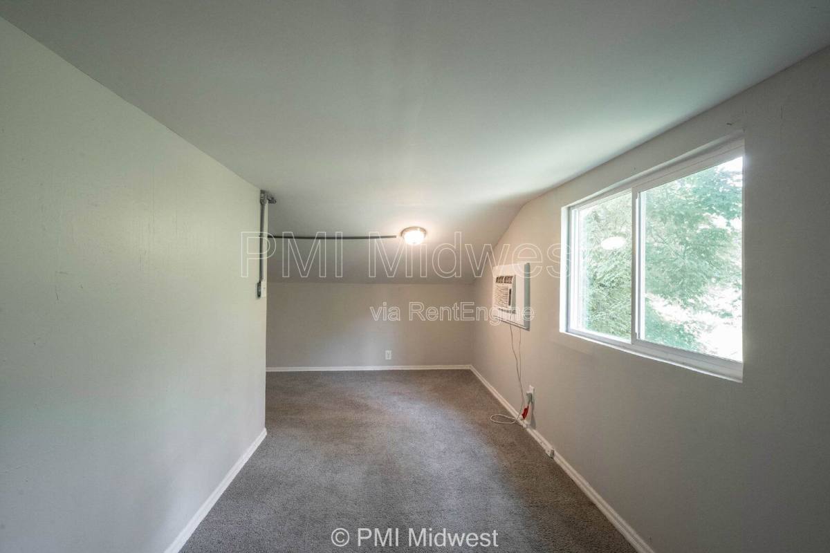 Apartment for rent at 3165 Station St #B, Indianapolis, IN 46218