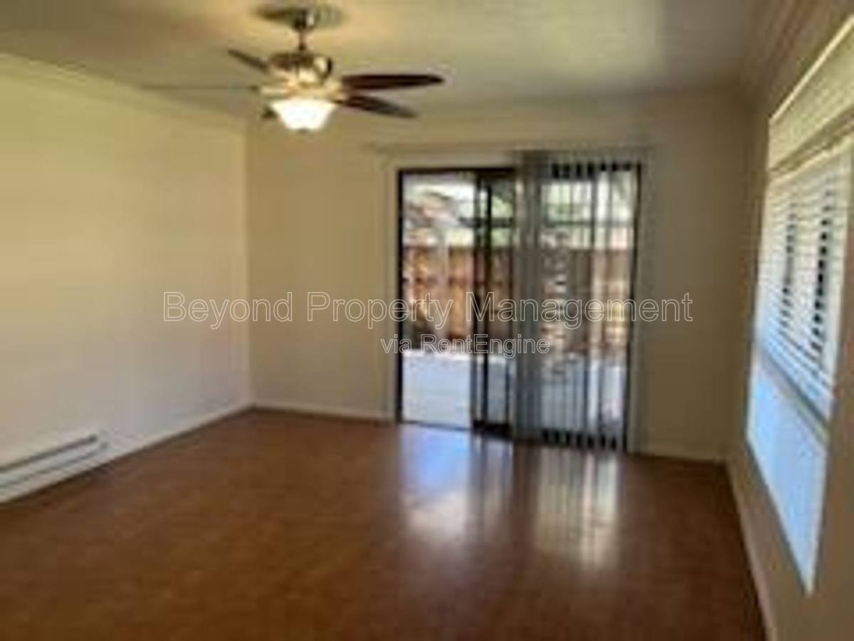 Townhouse for rent at 10743 Caminito Cascara, San Diego, CA 92108