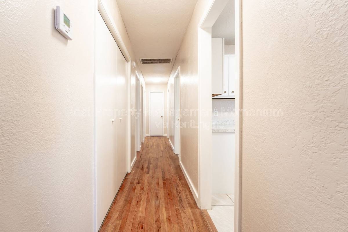 Apartment for rent at 1118 W Fair Play St #A, Bolivar, MO 65613