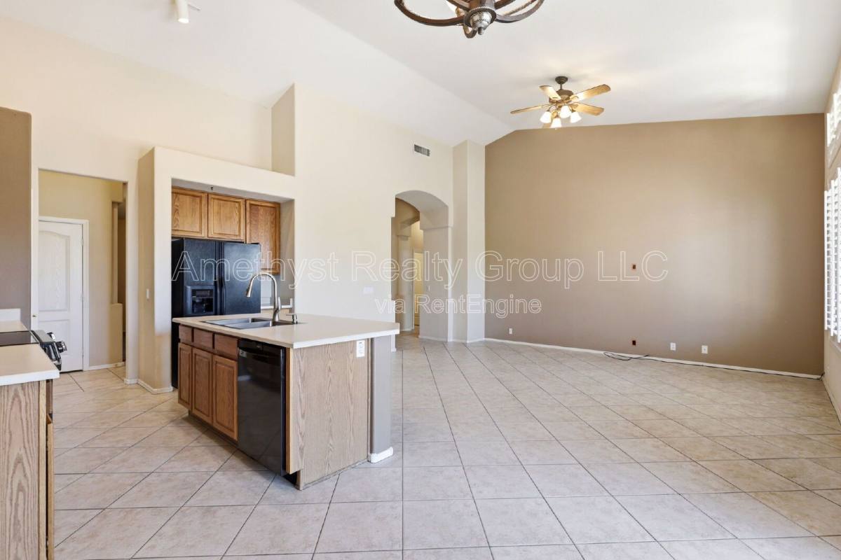 House for rent at 7017 W Greenbriar Dr, Glendale, AZ 85308