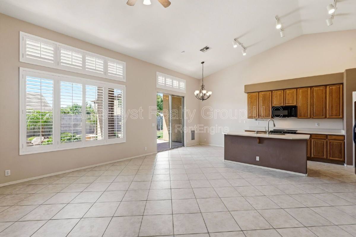 House for rent at 7017 W Greenbriar Dr, Glendale, AZ 85308