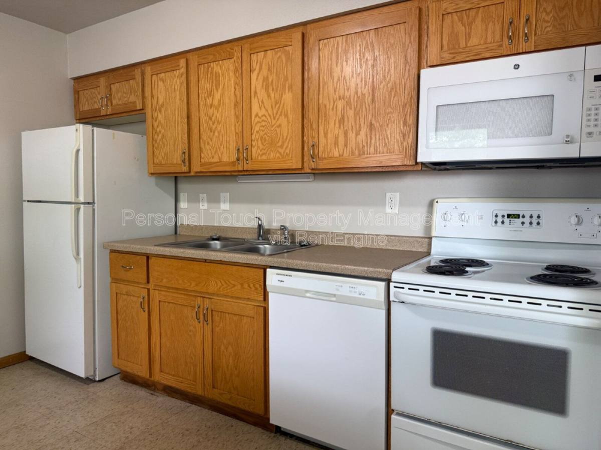 Apartment for rent at 2814 8th St N #3, Fargo, ND 58102
