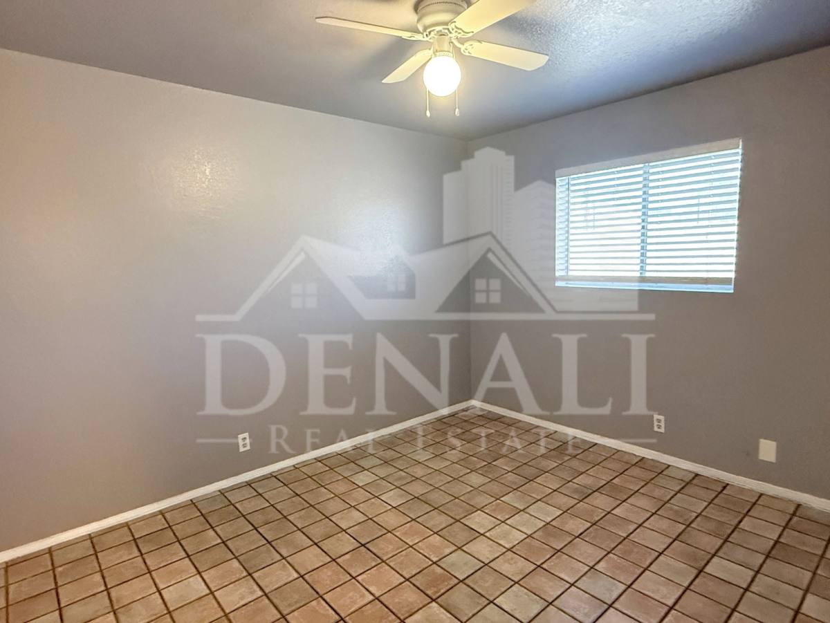 Apartment for rent at 624 E Marilyn Ave #1, Mesa, AZ 85204