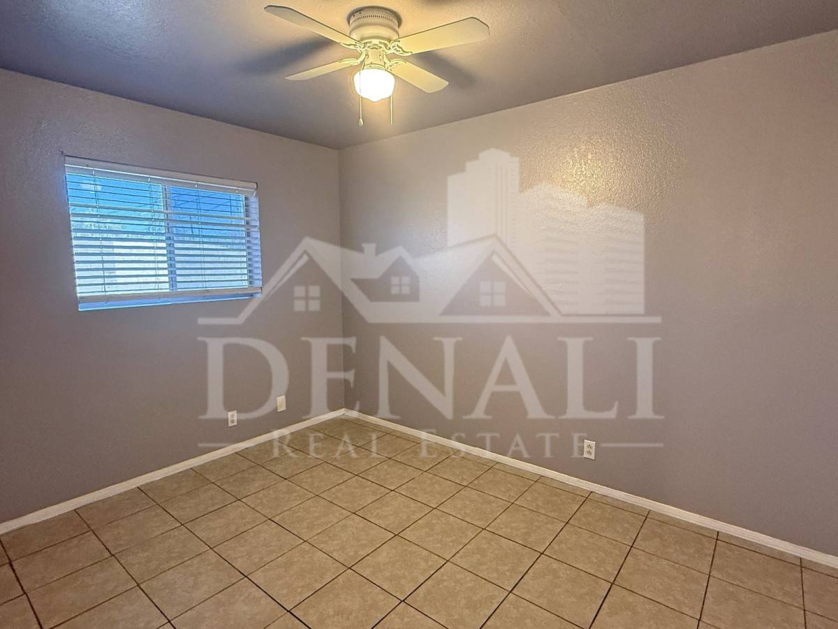Apartment for rent at 624 E Marilyn Ave #1, Mesa, AZ 85204