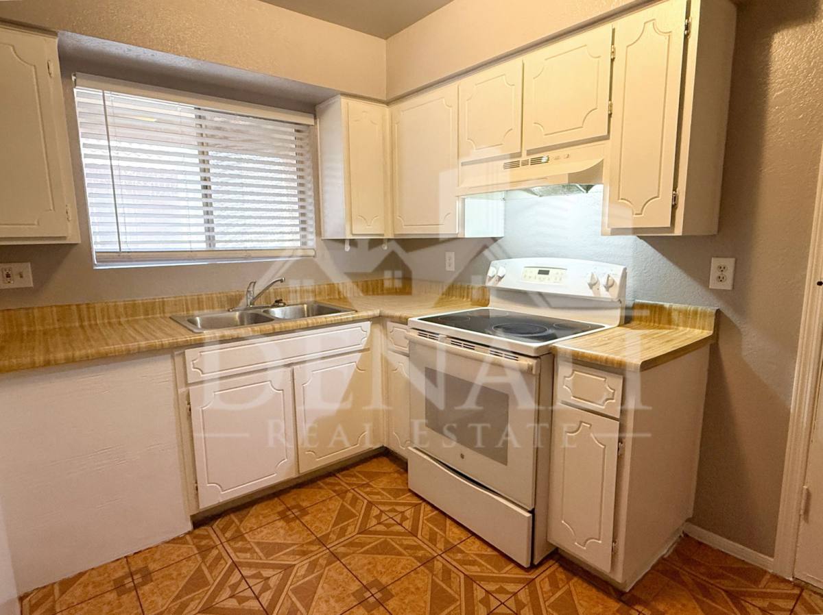 Apartment for rent at 624 E Marilyn Ave #1, Mesa, AZ 85204