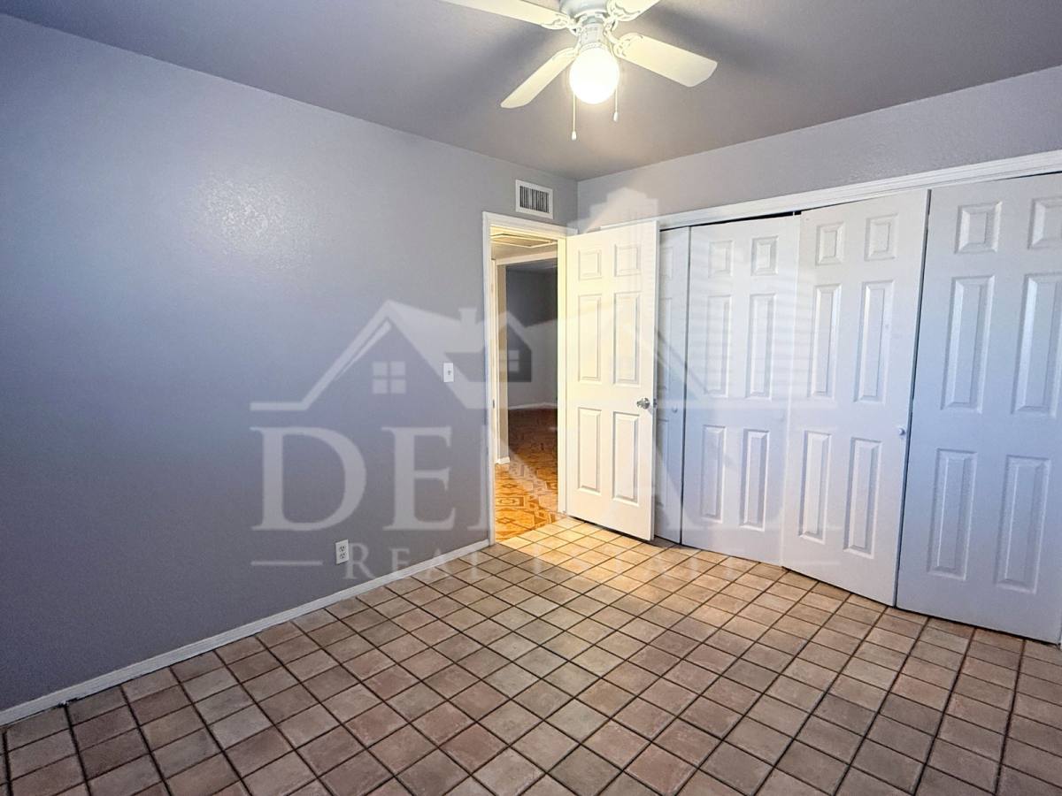 Apartment for rent at 624 E Marilyn Ave #1, Mesa, AZ 85204
