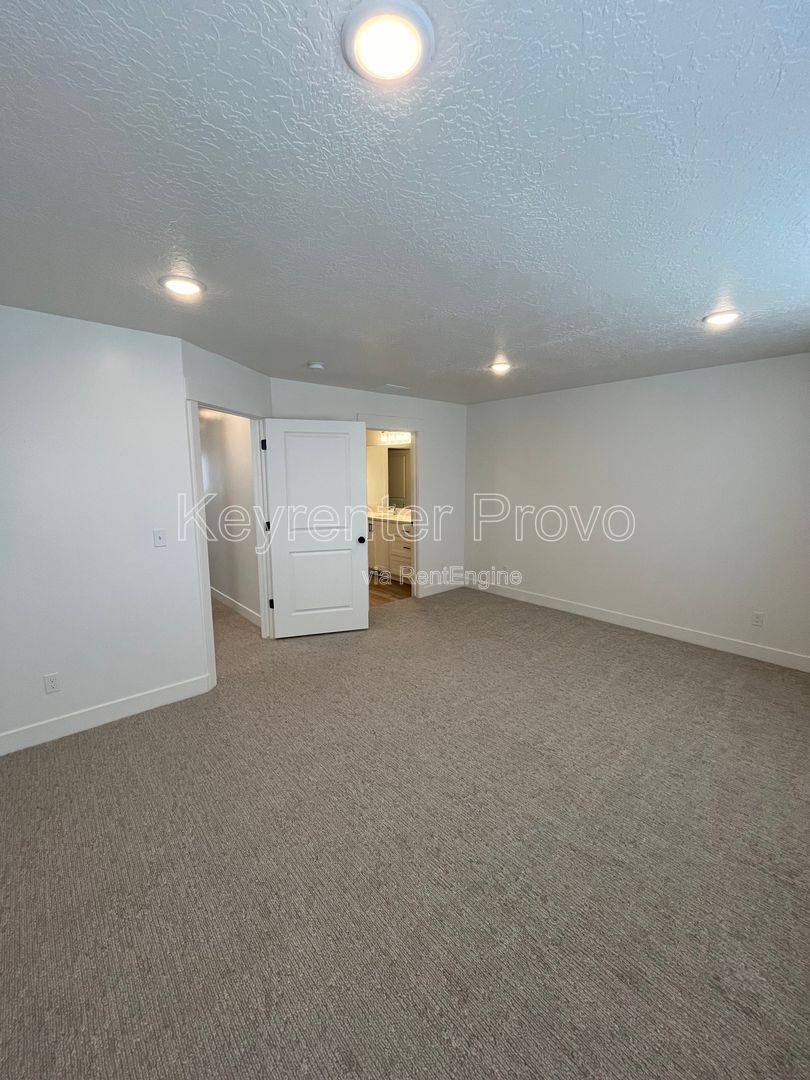 Townhouse for rent at 1046 E 1300 S, Provo, UT 84606