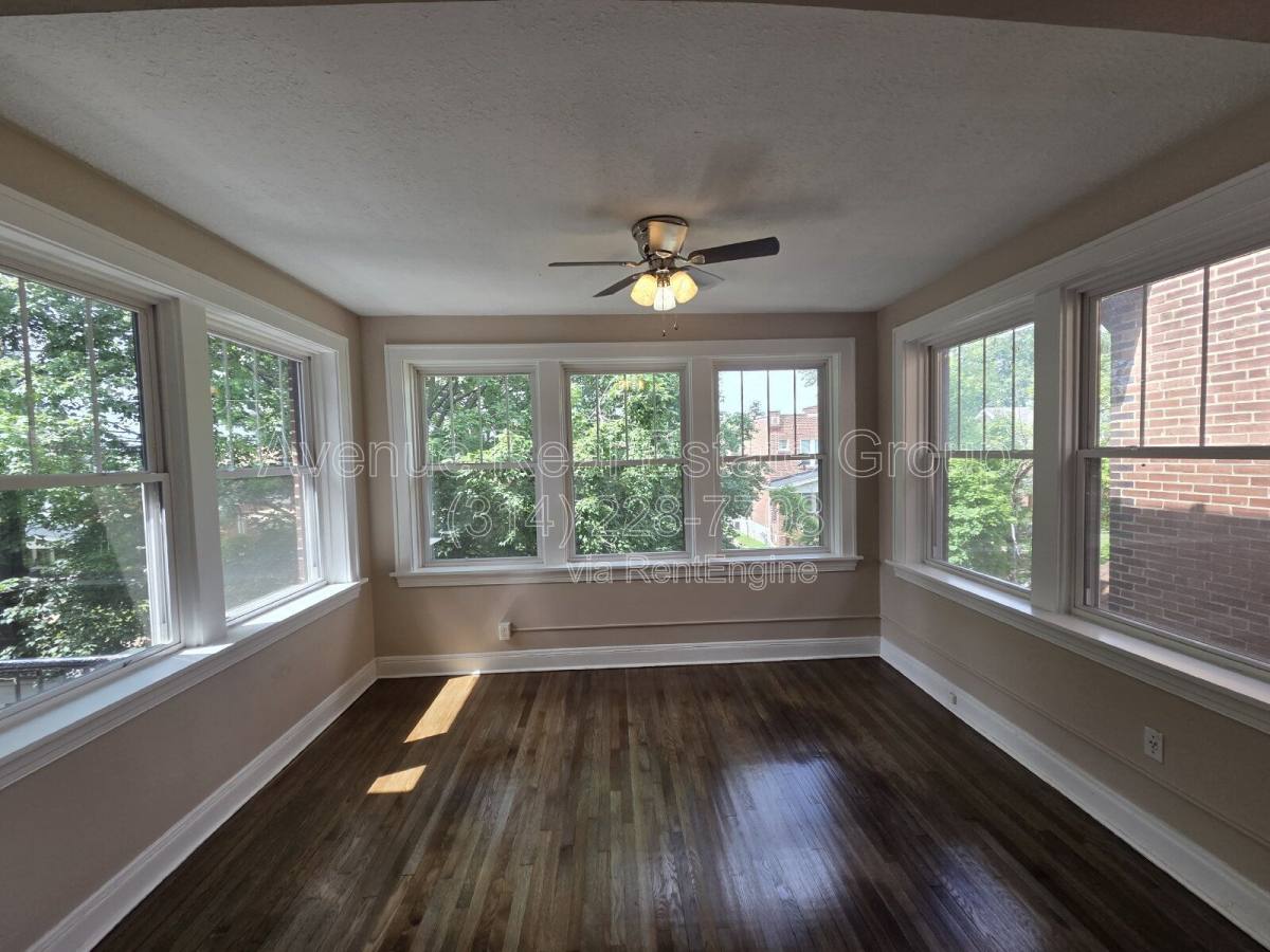 Apartment for rent at 4956 Holly Hills Ave #2F, Saint Louis, MO 63109
