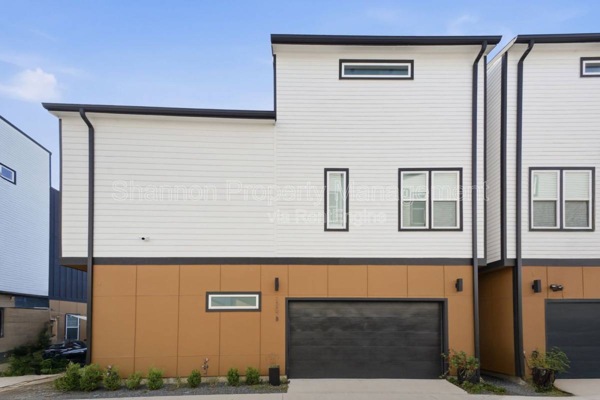 Apartment for rent at 1307 Bayou St #B, Houston, TX 77020