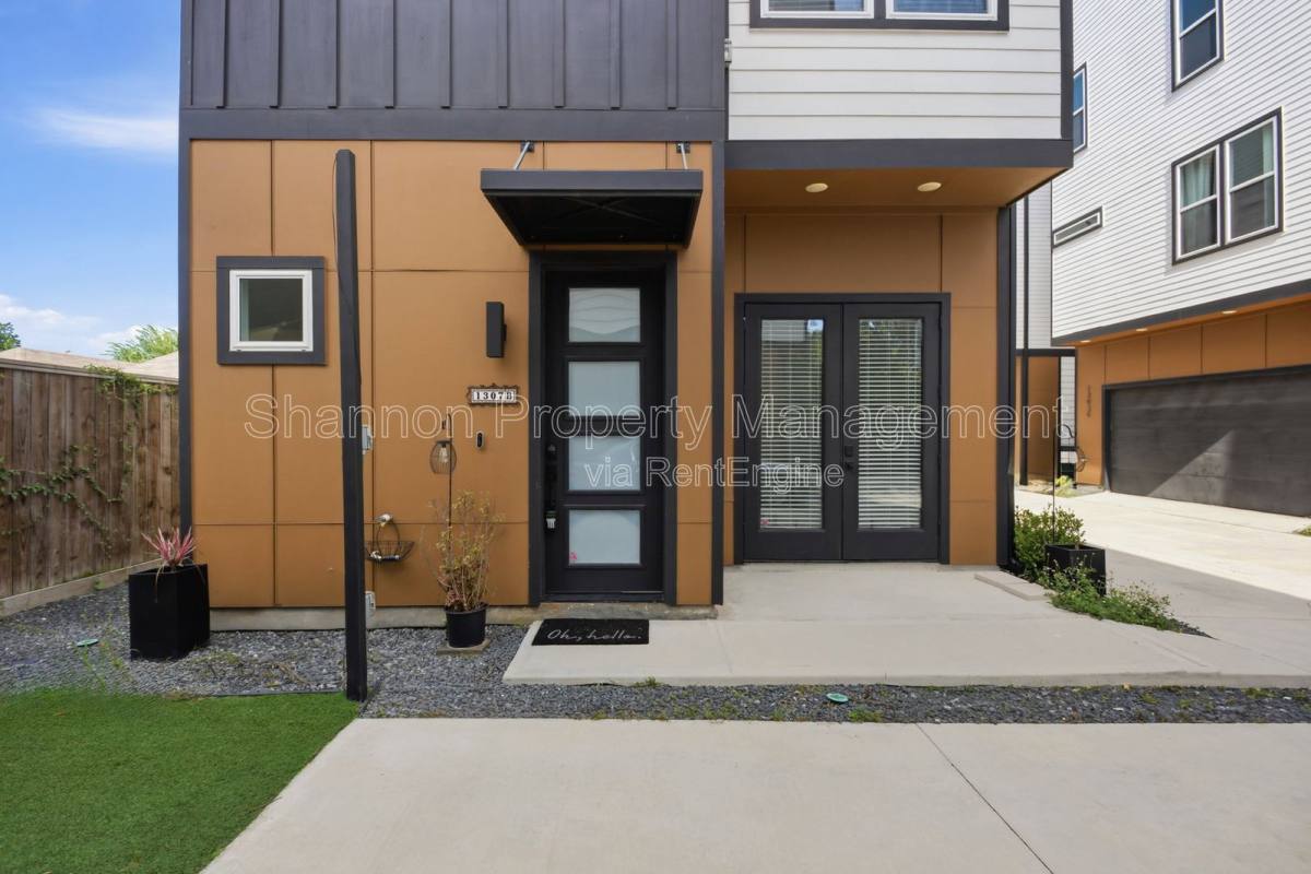 Apartment for rent at 1307 Bayou St #B, Houston, TX 77020