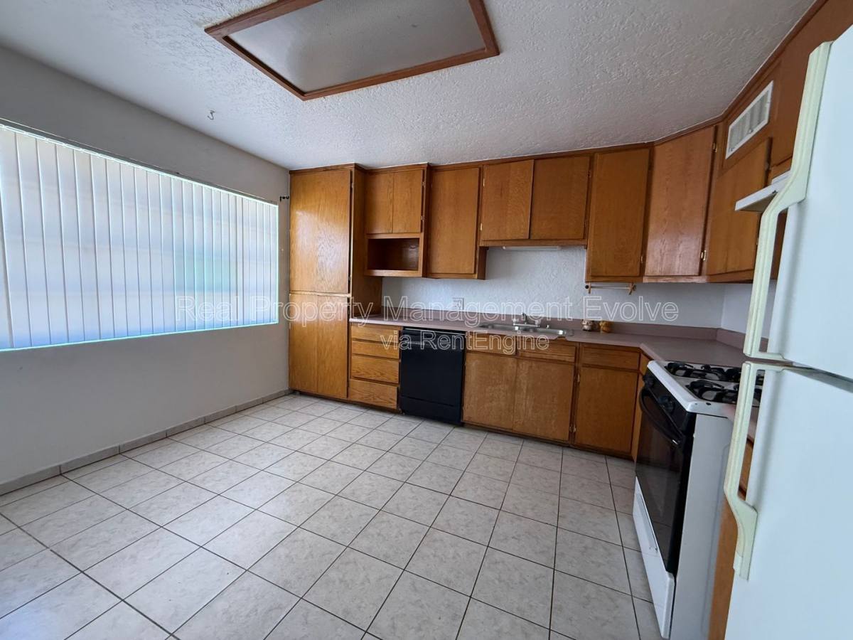 House for rent at 4021 W Berridge Lane, Phoenix, AZ 85019