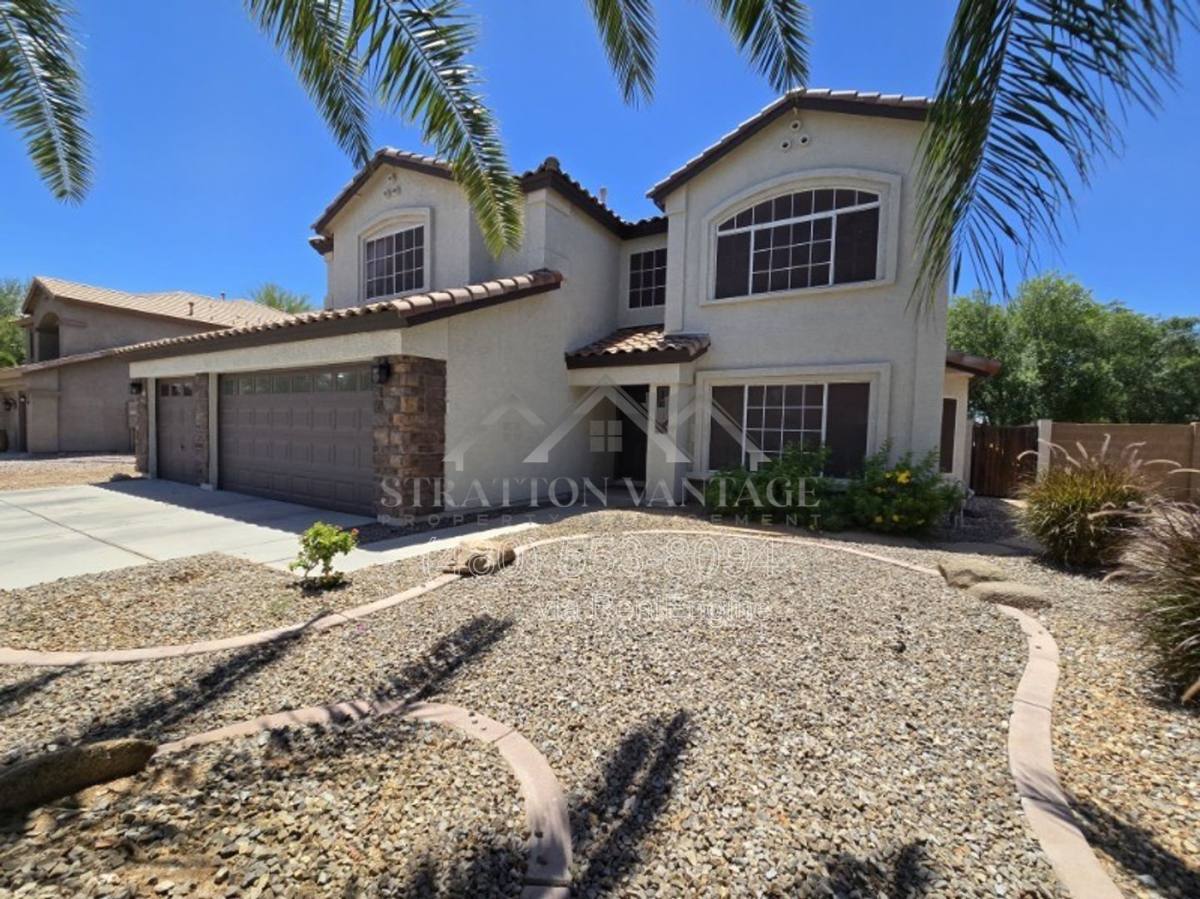 House for rent at 1005 E Stirrup Lane, San Tan Valley, AZ 85143