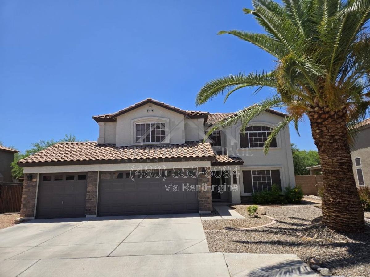 House for rent at 1005 E Stirrup Lane, San Tan Valley, AZ 85143