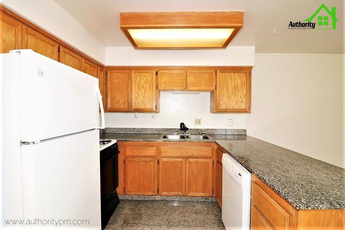Apartment for rent at 6195 Verde Vale Court, Anderson, CA 96007