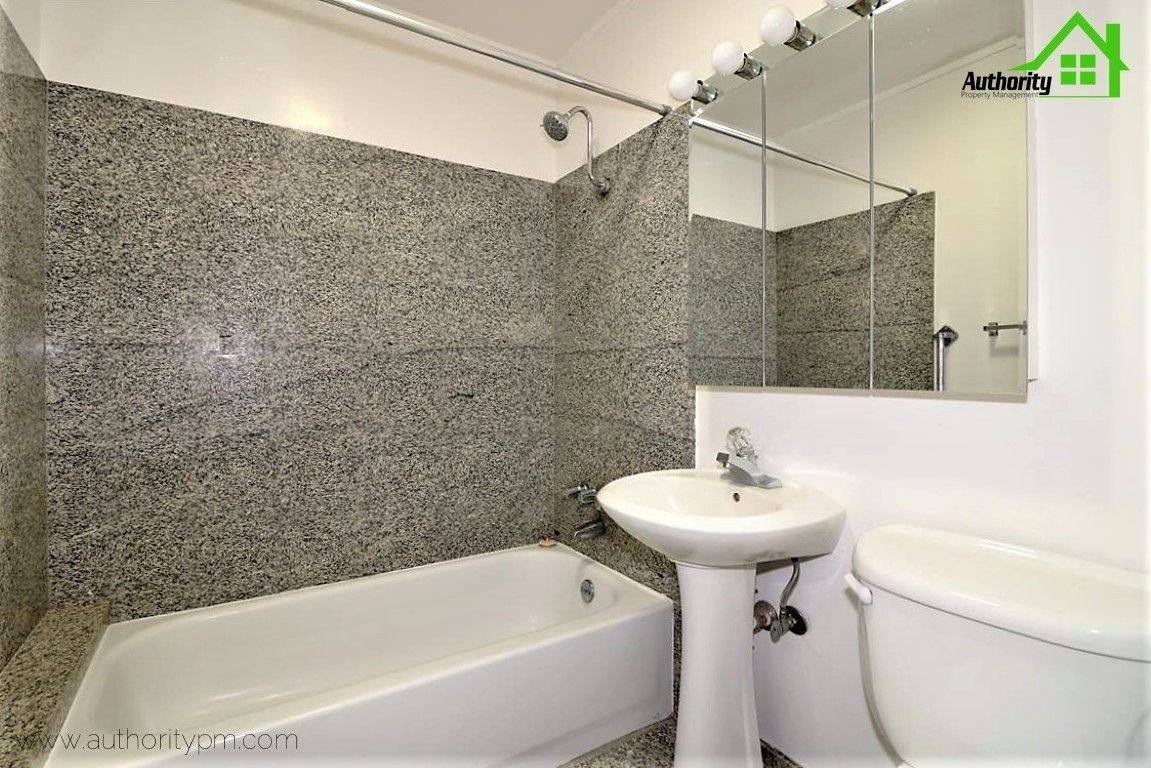 Apartment for rent at 6195 Verde Vale Court, Anderson, CA 96007