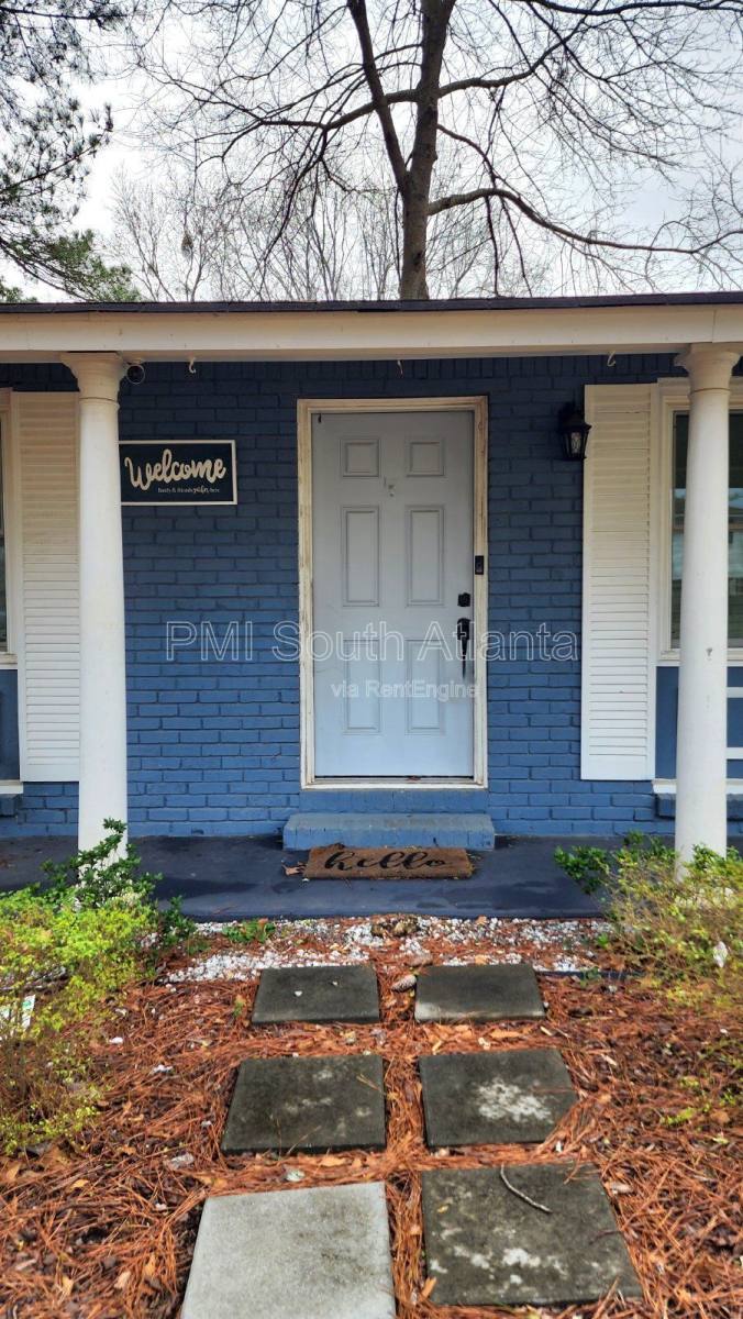 House for rent at 157 Sunrise Circle, Riverdale, GA 30274