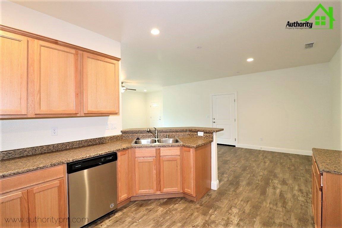 Apartment for rent at 2530 Rainbow Lane #B, Redding, CA 96002