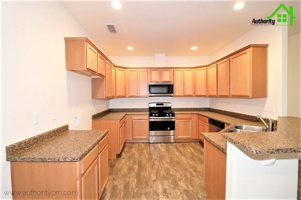 Apartment for rent at 2530 Rainbow Lane #B, Redding, CA 96002