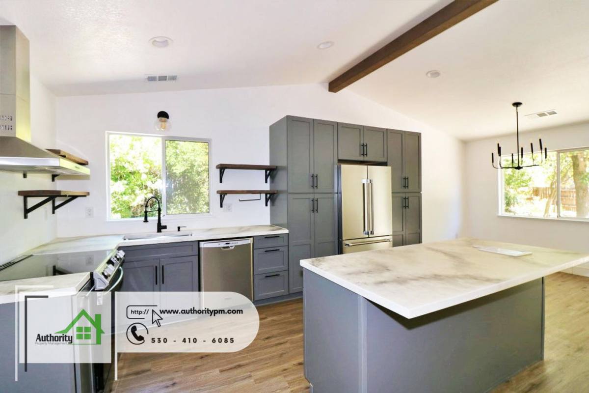 House for rent at 2151 Hemingway St, Redding, CA 96003